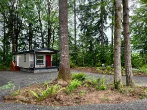 Fern and Fir Forest Retreat - Image 2