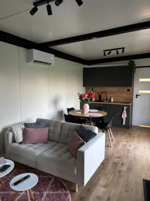 The Pink House - Image 2