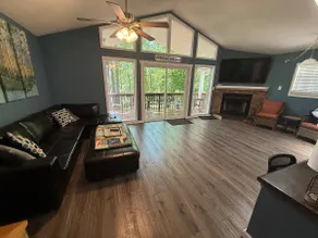 Charming, family friendly, lake front retreat! - Image 2