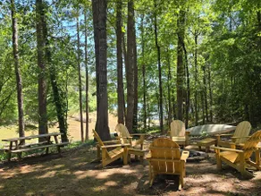 Charming, family friendly, lake front retreat! - Image 3