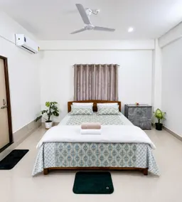 Venus Studio Nest-Budget Stay - Image 5