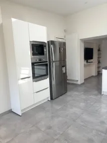 Home - Image 4