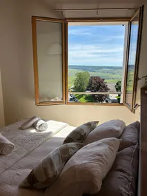 La Maison d'Andre, Vineyard View and Spa - Image 2