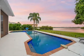 Grand Oak at Seaview | Waterfront + Heated Pool - Image 2