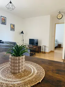 * New * Apartment in the city center - Image 3