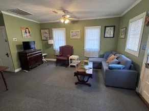 The Cabin - Image 5
