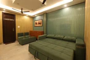 Newly Built Luxury 2BHK Near Airport SouthDelhi - Image 5