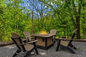 Walkable to local attractions w Hot Tub Fire Pit Family - Image 4