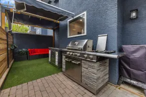 Guest House in Calgary Downtown - Image 5
