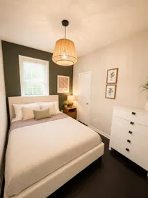 Nice large place to stay - Image 4