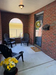 Huntington Village House 4BR Walk to everything - Image 3