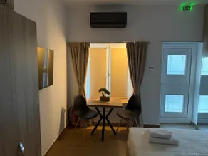 Prime 27 Luxury Studio - Image 3