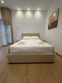 Prime 27 Luxury Studio - Image 2