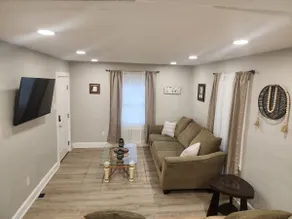 True cozy in Broad Ripple - Image 4
