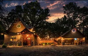 Romantic Storybook Cottage* Hot Tub* No Clean Fee - Image 2