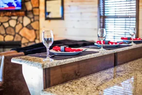 Lovers Lair Cabin – Romantic Luxury Retreat with - Image 3