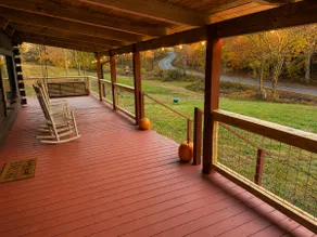 Henry’s Cabin in hills! - Image 2