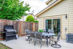 Bright Contemporary 3BR Home | AC & 2-Car Parking - Image 5