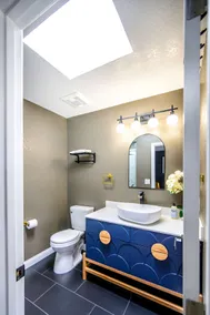 Bright Contemporary 3BR Home | AC & 2-Car Parking - Image 3