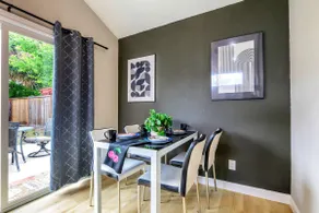 Bright Contemporary 3BR Home | AC & 2-Car Parking - Image 2