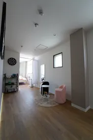 [Discounted due to new opening!] / Entire room on the 4th floor of the building / Free parking / Heating and cooling - Image 5