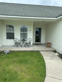 Entire Home close to Cherry Point 4 bed 2 baths - Image 3