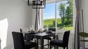 Modern Detached 3BR Home | 10 Min to Airport - Image 4
