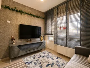Enjoying the terrace in the heart of the city. Central location. Location. - Image 3