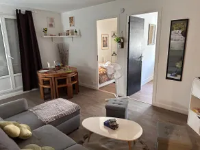 Bright T3 • Free parking • View of the Ardèche - Image 2