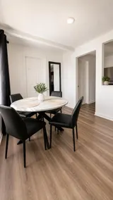Charming Villa Near Downtown Houston! Big Backyard - Image 3