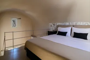 Superior Arch Suite - Image 5