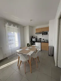 Cozy appartement in Bègles - 2 à 4 personnes - Image 3