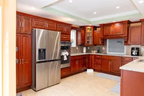 Spacious 5BR Single house near BostonFree parking 47 - Image 5