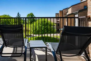 One bedroom condo in Williamsburg with GT Bay view - Image 2