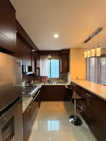 Spacious private house with garage and close to downtown. - Image 5