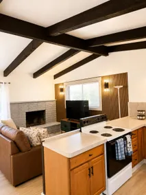 Modern Rustic Retreat by the Creek - Image 4