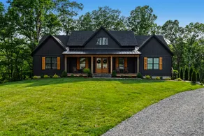 The Golden Retreat-New Luxury Lake Home-Sleeps 14 - Image 2
