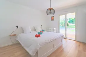 Villa dogfriendly, piscine, forêt - Image 5