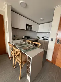 An apartment with an ocean view - Image 3