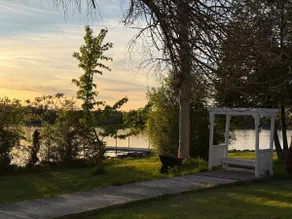 Carp Haven | Waterfront Fishing Cottage #2 - Image 5