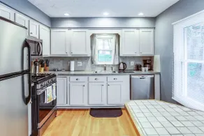 Gorgeous Retreat with Pool, Hot Tub and Game Room - Image 3