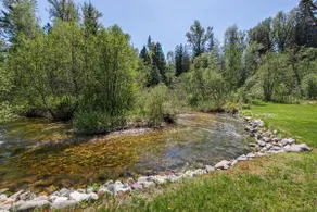 Little Sand Creek Chalet w/ Hot Tub - Image 3