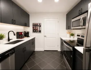 New! Cozy King BalconylGaTechlFree ParknglWalkable - Image 5