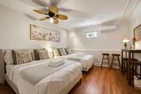 Private Entry Suite/1BR 2 Full Beds Kitchen/pool - Image 2