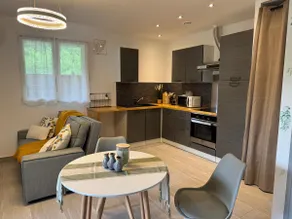 Apartment with terrace & parking between Nice and Monaco - Image 4