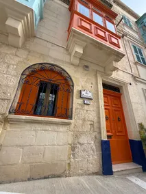 – The Orange Balcony House - Dar Emanuela – - Image 2