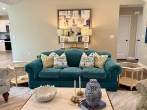 Spacious Designer Home w/ Fenced Yard Near Mizzou! - Image 2