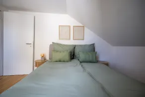 Central attic apartment on Lake Constance - modern - Image 4