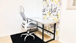 Frelau Bright & Cozy Suite - Image 5