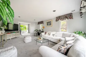 Spacious Family-Friendly 5BR 3BA House w/Parking - Image 3